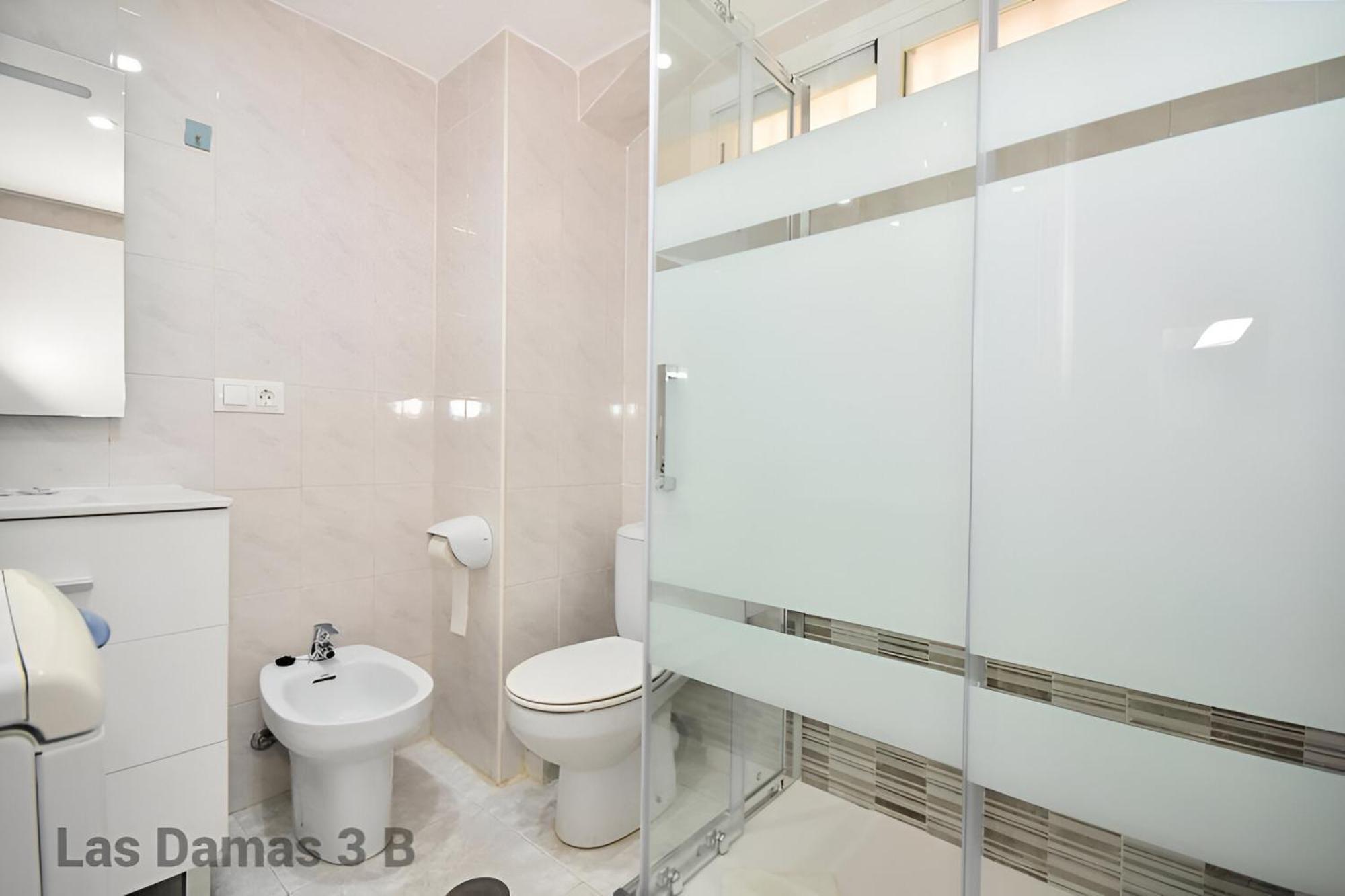 Las Damas 3B Beach Front - Pool & Parking 貝尼多姆 外观 照片