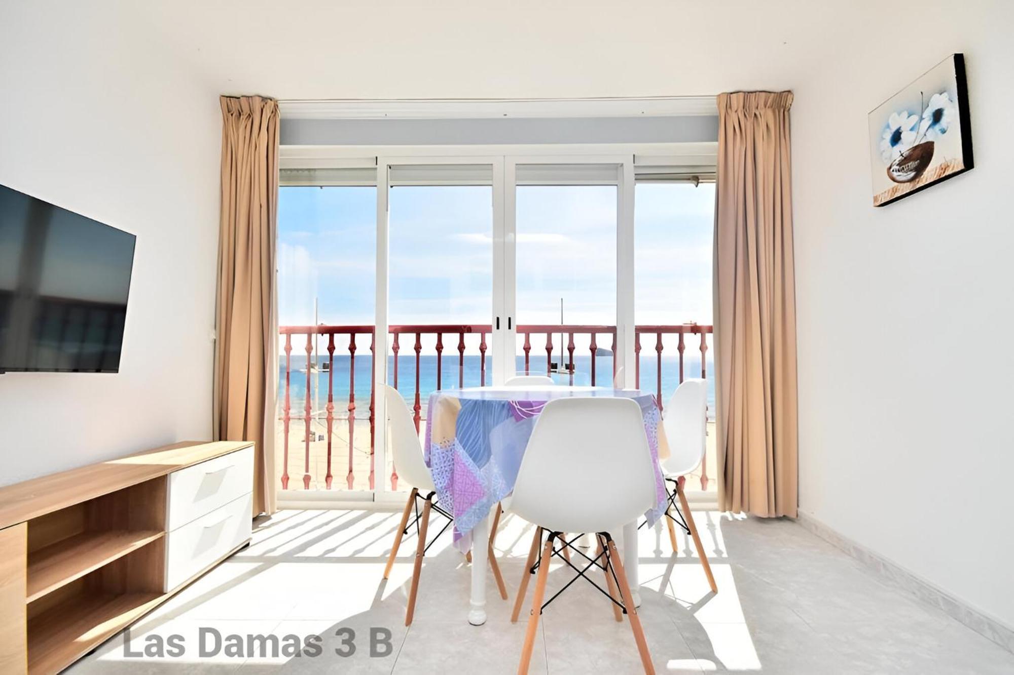 Las Damas 3B Beach Front - Pool & Parking 貝尼多姆 外观 照片